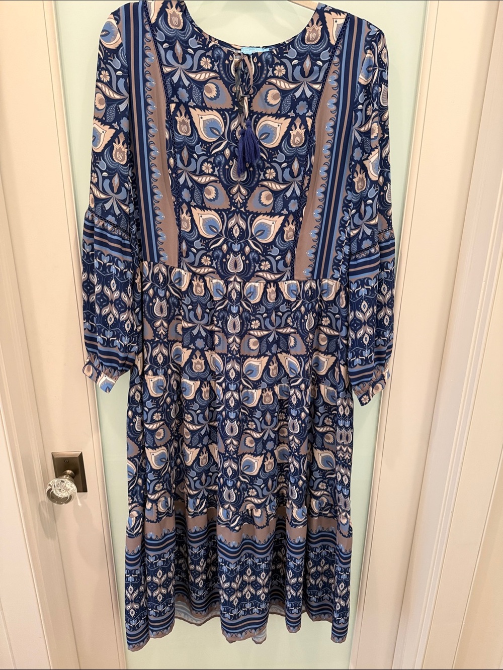 J McLaughlin Hortense Tiered Long Sleeve Midi Dress in Navy and Taupe - Picture 1 of 7